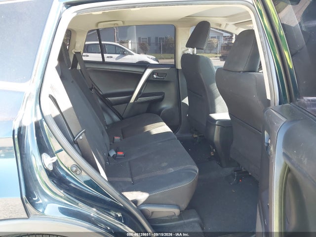 Aukcja sprzedaży 2018 Toyota Rav4 Xle, vin: JTMRFREV7JJ257277, numer aukcji: 46128651