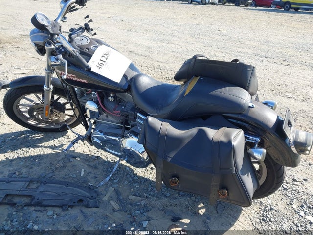 46128693 :رقم المزاد ، 1HD1GHV155K321025 vin ، 2005 Harley-davidson Fxd مزاد بيع