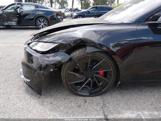 2024 Tesla Model 3 Performance All-wheel Drive მანქანა იყიდება აუქციონზე, vin: 5YJ3E1ET7RF843148, აუქციონის ნომერი: 46128723