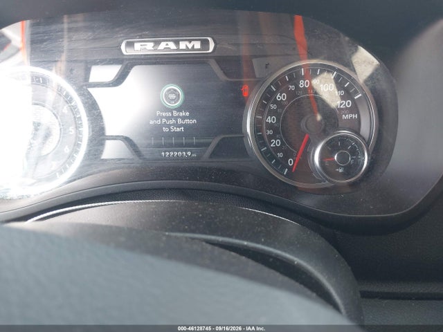 2024 Ram 2500 Big Horn  4x4 8' Box მანქანა იყიდება აუქციონზე, vin: 3C6UR5JJ9RG192885, აუქციონის ნომერი: 46128745
