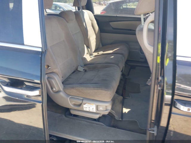 46128757 :رقم المزاد ، 5FNRL5H47EB086144 vin ، 2014 Honda Odyssey Ex مزاد بيع
