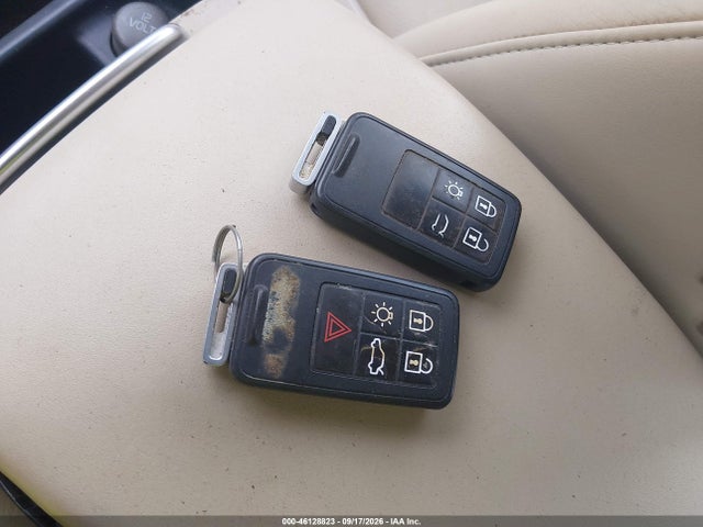 Aukcja sprzedaży 2009 Volvo V70 3.2, vin: YV1BW982891072065, numer aukcji: 46128823