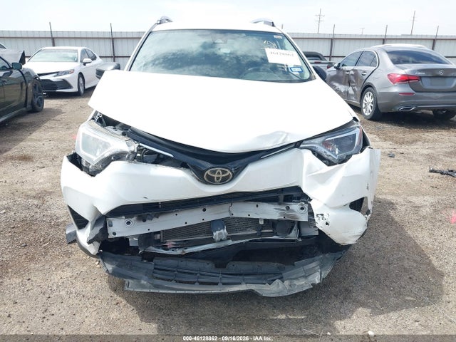 Продаж на аукціоні авто 2017 Toyota Rav4 Le, vin: JTMBFREV9HJ147746, номер лоту: 46128862