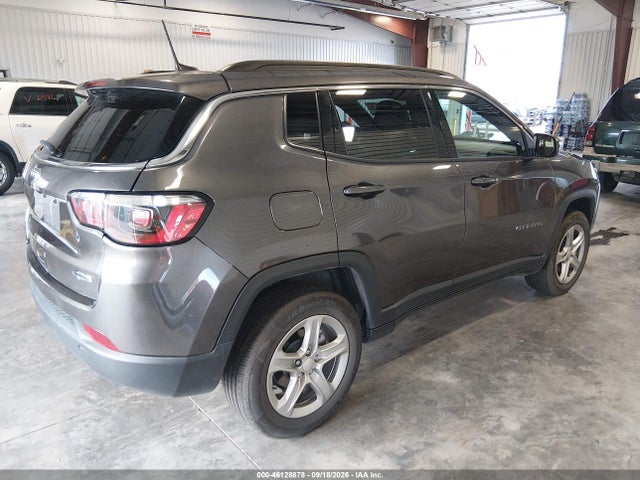 46128878 :رقم المزاد ، 3C4NJDBNXRT603704 vin ، 2024 Jeep Compass Latitude 4x4 مزاد بيع