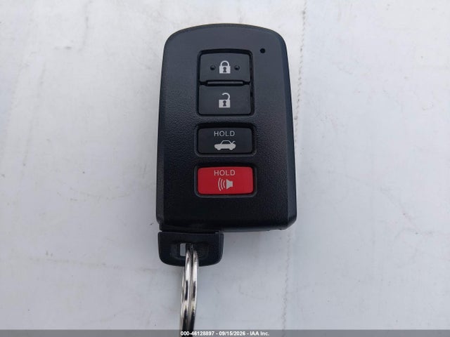 4T1BD1FK5GU182840 Toyota Camry Hybrid Xle