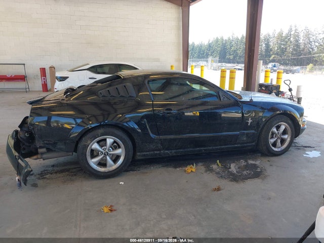 2008 Ford Mustang V6 Deluxe/v6 Premium მანქანა იყიდება აუქციონზე, vin: 1ZVHT80N885141298, აუქციონის ნომერი: 46128911