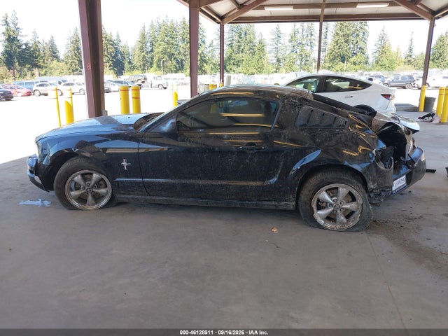 2008 Ford Mustang V6 Deluxe/v6 Premium მანქანა იყიდება აუქციონზე, vin: 1ZVHT80N885141298, აუქციონის ნომერი: 46128911