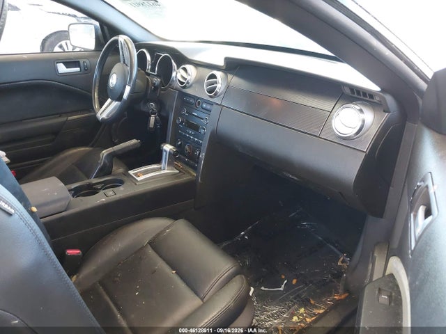 2008 Ford Mustang V6 Deluxe/v6 Premium მანქანა იყიდება აუქციონზე, vin: 1ZVHT80N885141298, აუქციონის ნომერი: 46128911