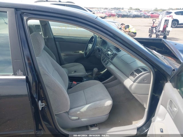 46128934 :رقم المزاد ، 4T1BE32K34U270103 vin ، 2004 Toyota Camry Le مزاد بيع