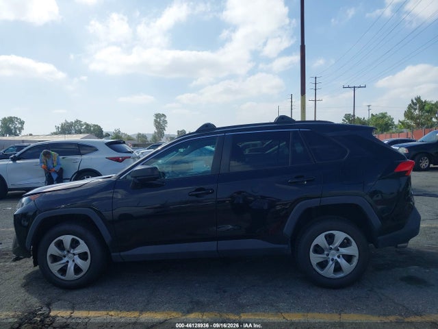 Toyota RAV4 LE 2021 2T3H1RFV0MC117085 Image 15