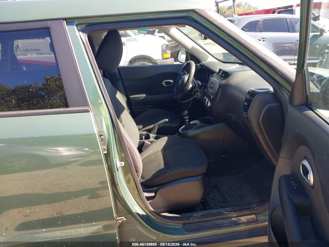 2014 Kia Soul მანქანა იყიდება აუქციონზე, vin: KNDJN2A23E7002986, აუქციონის ნომერი: 46128980