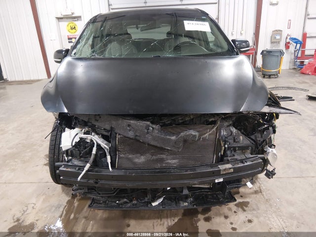 46128986 :رقم المزاد ، KNDMB5C1XH6338253 vin ، 2017 Kia Sedona Lx مزاد بيع