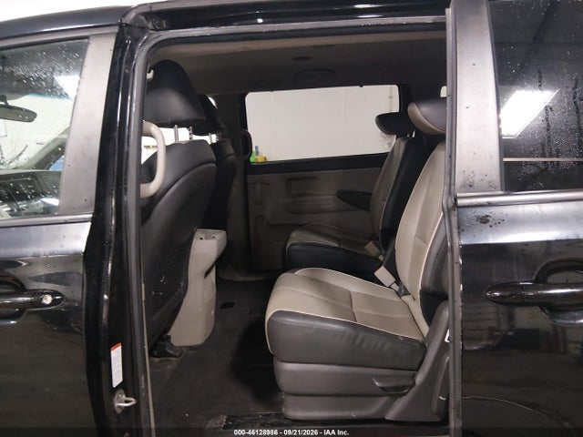 46128986 :رقم المزاد ، KNDMB5C1XH6338253 vin ، 2017 Kia Sedona Lx مزاد بيع
