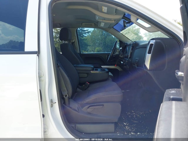 1GCVKREC2JZ303737 Chevrolet Silverado 1500 1lt