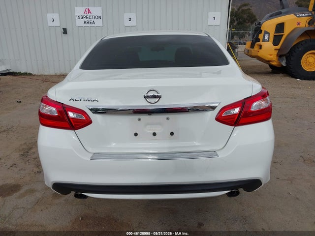 Nissan Altima 2.5 S 2017 1N4AL3APXHC263508 Image 16