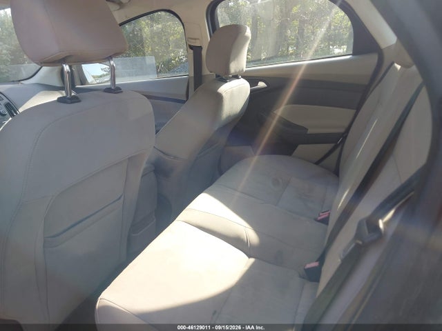 Aukcja sprzedaży 2015 Ford Focus Se, vin: 1FADP3F23FL215781, numer aukcji: 46129011