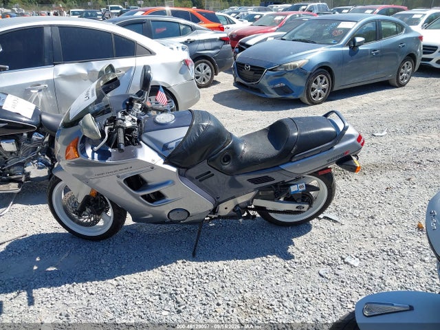 Продажа на аукционе авто 1990 Honda Cbr1000 F, vin: JH2SC2402LM000432, номер лота: 46129097