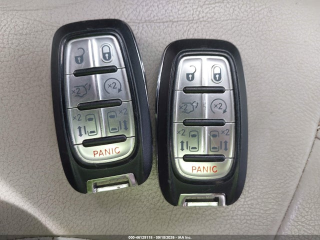 46129118 :رقم المزاد ، 2C4RC1EG7HR506176 vin ، 2017 Chrysler Pacifica Touring-l Plus مزاد بيع