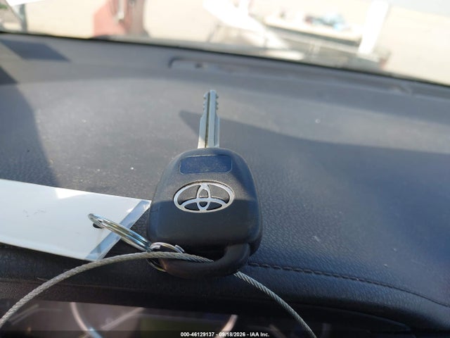 Продажа на аукционе авто 2015 Toyota Corolla Le, vin: 2T1BURHE5FC412379, номер лота: 46129137