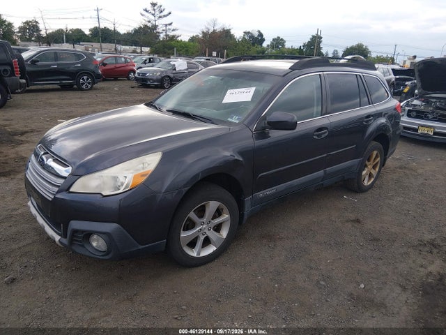 2013 Subaru Outback 2.5i Limited მანქანა იყიდება აუქციონზე, vin: 4S4BRBKC6D3321882, აუქციონის ნომერი: 46129144