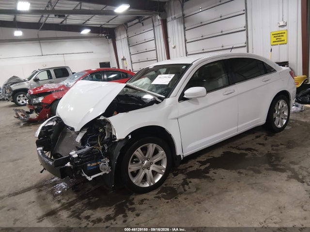 Продажа на аукционе авто 2011 Chrysler 200 Touring, vin: 1C3BC1FB0BN613101, номер лота: 46129150