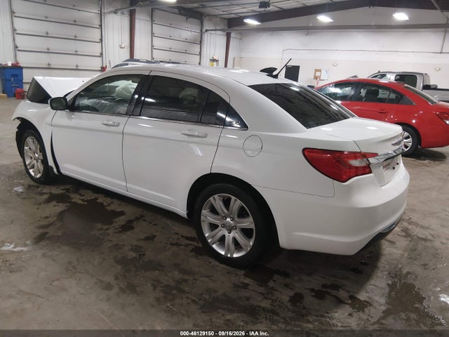 Продажа на аукционе авто 2011 Chrysler 200 Touring, vin: 1C3BC1FB0BN613101, номер лота: 46129150
