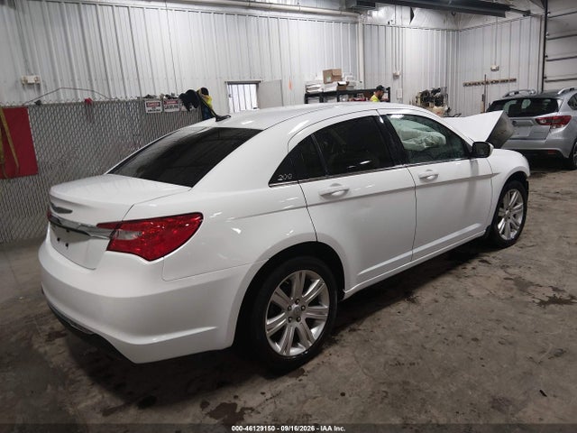 Продажа на аукционе авто 2011 Chrysler 200 Touring, vin: 1C3BC1FB0BN613101, номер лота: 46129150