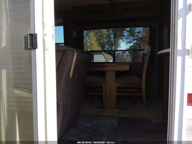 2015 Jayco Jay Flight მანქანა იყიდება აუქციონზე, vin: 1UJBJ0BV8F11D0069, აუქციონის ნომერი: 46129163