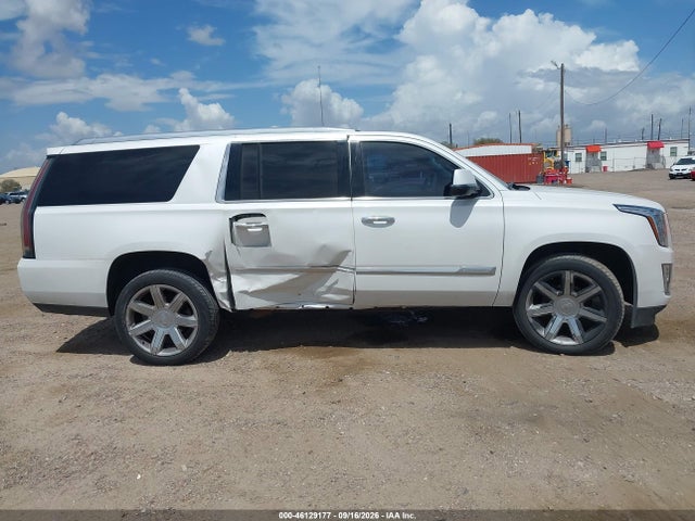 46129177 :رقم المزاد ، 1GYS3JKJ3GR441116 vin ، 2016 Cadillac Escalade Esv Premium Collection مزاد بيع
