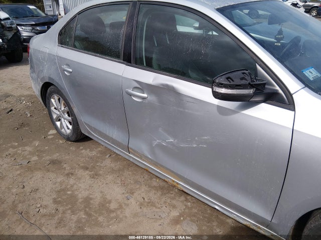 2011 Volkswagen Jetta 2.5l Se მანქანა იყიდება აუქციონზე, vin: 3VWDX7AJXBM385626, აუქციონის ნომერი: 46129185