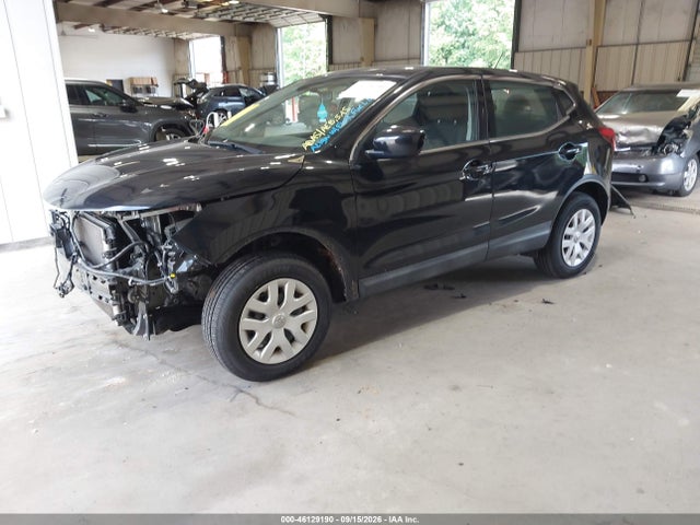 46129190 :رقم المزاد ، JN1BJ1CPXKW235772 vin ، 2019 Nissan Rogue Sport S مزاد بيع