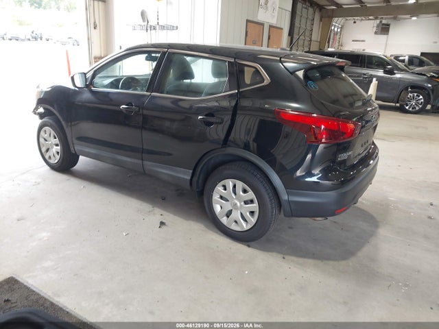 46129190 :رقم المزاد ، JN1BJ1CPXKW235772 vin ، 2019 Nissan Rogue Sport S مزاد بيع