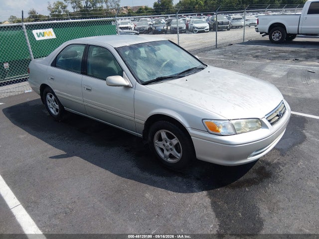 2001 Toyota Camry Le მანქანა იყიდება აუქციონზე, vin: 4T1BG22K01U860680, აუქციონის ნომერი: 46129198