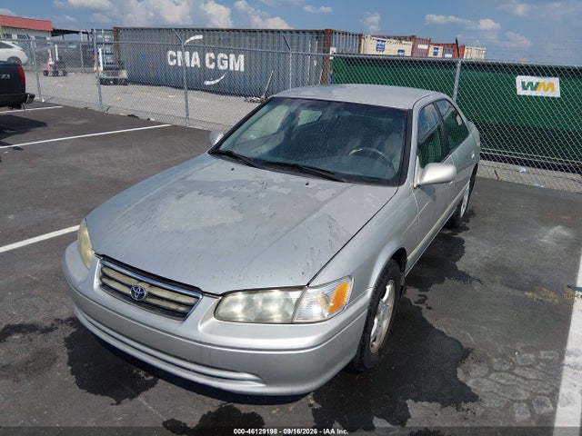 2001 Toyota Camry Le მანქანა იყიდება აუქციონზე, vin: 4T1BG22K01U860680, აუქციონის ნომერი: 46129198