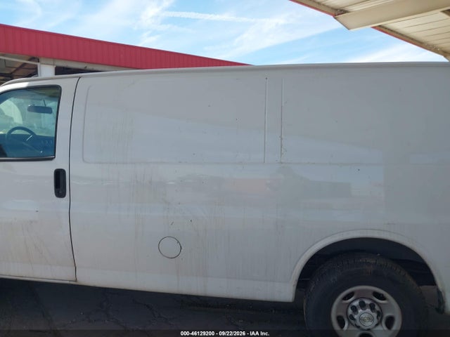 Продаж на аукціоні авто 2020 Chevrolet Express Cargo Rwd 2500 Regular Wheelbase Wt, vin: 1GCWGAFP6L1272650, номер лоту: 46129200