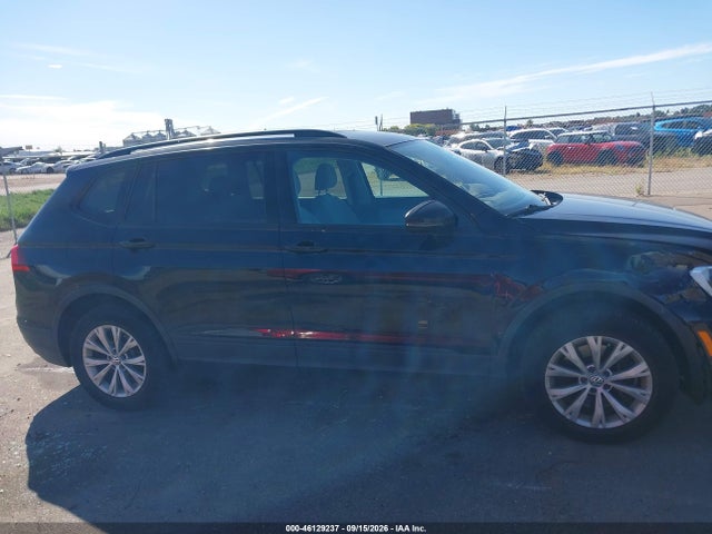 Продажа на аукционе авто 2018 Volkswagen Tiguan 2.0t S, vin: 3VV0B7AX7JM042552, номер лота: 46129237