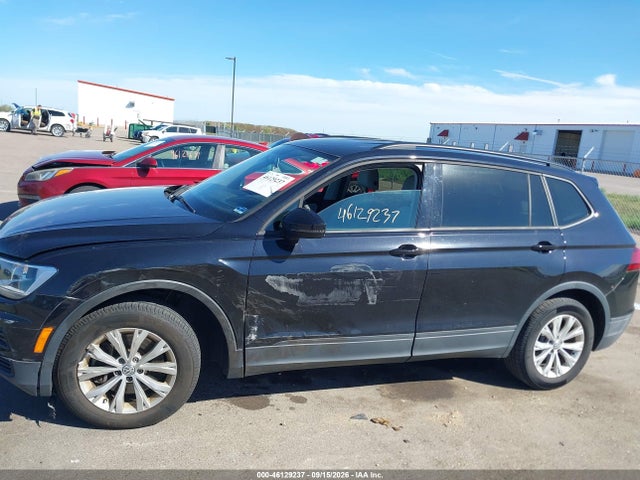 Продажа на аукционе авто 2018 Volkswagen Tiguan 2.0t S, vin: 3VV0B7AX7JM042552, номер лота: 46129237