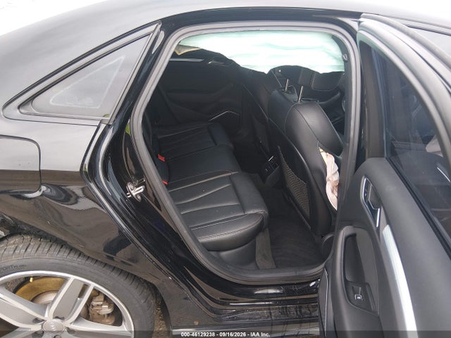 2020 Audi A3 Premium Plus 45 Tfsi S Line Quattro S Tronic მანქანა იყიდება აუქციონზე, vin: WAUJEGFF3LA097894, აუქციონის ნომერი: 46129238