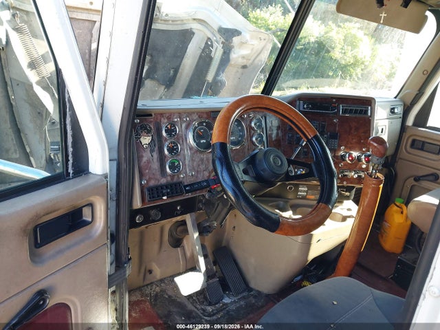 Продажа на аукционе авто 2007 International 9400, vin: 2HSCNAPR87C306205, номер лота: 46129239