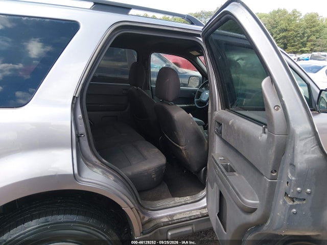2008 Ford Escape Xlt მანქანა იყიდება აუქციონზე, vin: 1FMCU03158KC90432, აუქციონის ნომერი: 46129252
