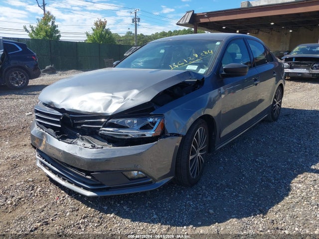 2017 Volkswagen Jetta 1.8t Sport მანქანა იყიდება აუქციონზე, vin: 3VWD17AJ0HM326112, აუქციონის ნომერი: 46129284