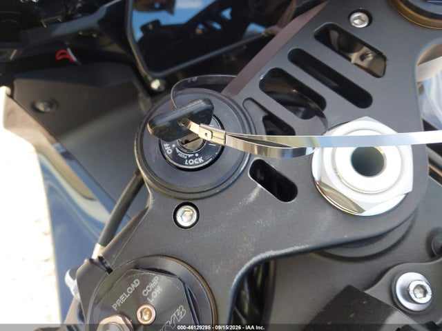 Yamaha Yzf1000 2025 JYARNA7E6SA000495 Image 11