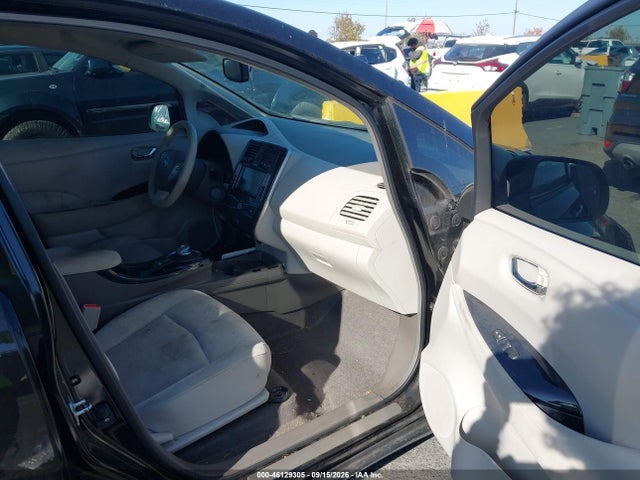 2011 Nissan Leaf Sl მანქანა იყიდება აუქციონზე, vin: JN1AZ0CP9BT009030, აუქციონის ნომერი: 46129305