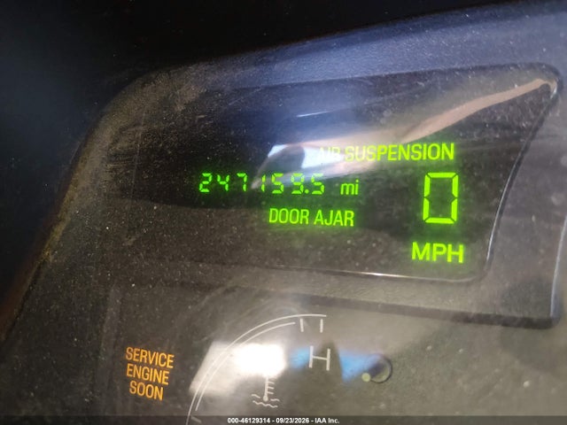 Продаж на аукціоні авто 2005 Lincoln Town Car Signature, vin: 1LNHM81WX5Y634512, номер лоту: 46129314