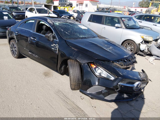 W1K5J4GB8NN299996 auction archive image