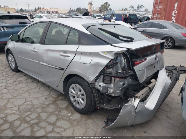 Toyota Prius Le 2020 JTDKARFU6L3121722 Image 3