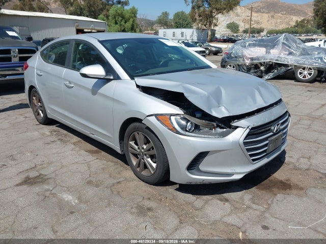 2018 5NPD84LF7JH339375 main image