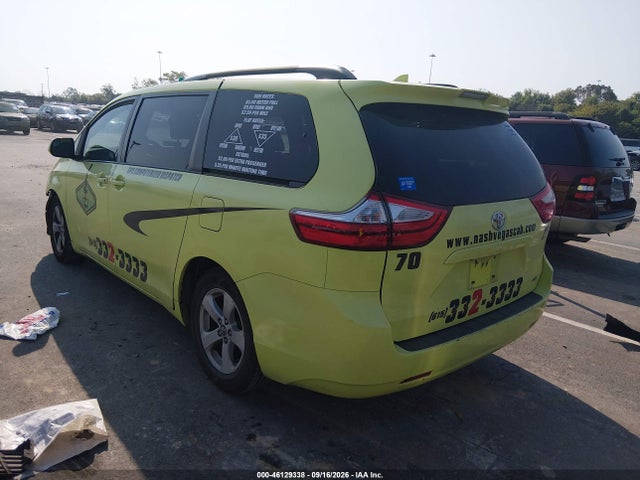 2019 Toyota Sienna Le 8 Passenger მანქანა იყიდება აუქციონზე, vin: 5TDKZ3DC6KS966745, აუქციონის ნომერი: 46129338