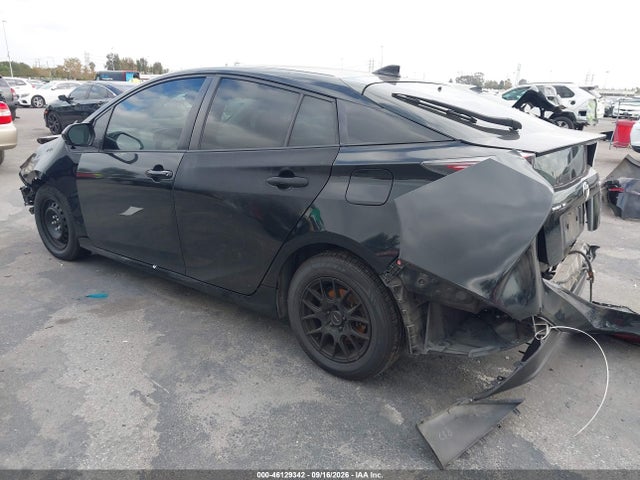 JTDKBRFU8H3544676 Toyota Prius Two