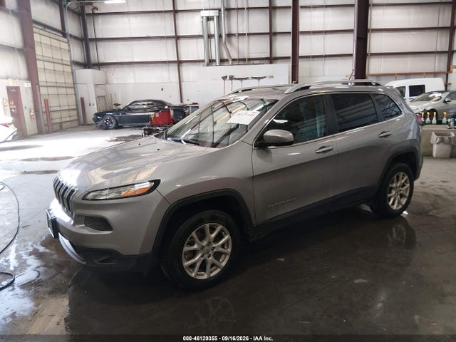 Продаж на аукціоні авто 2016 Jeep Cherokee Latitude, vin: 1C4PJMCB5GW218314, номер лоту: 46129355